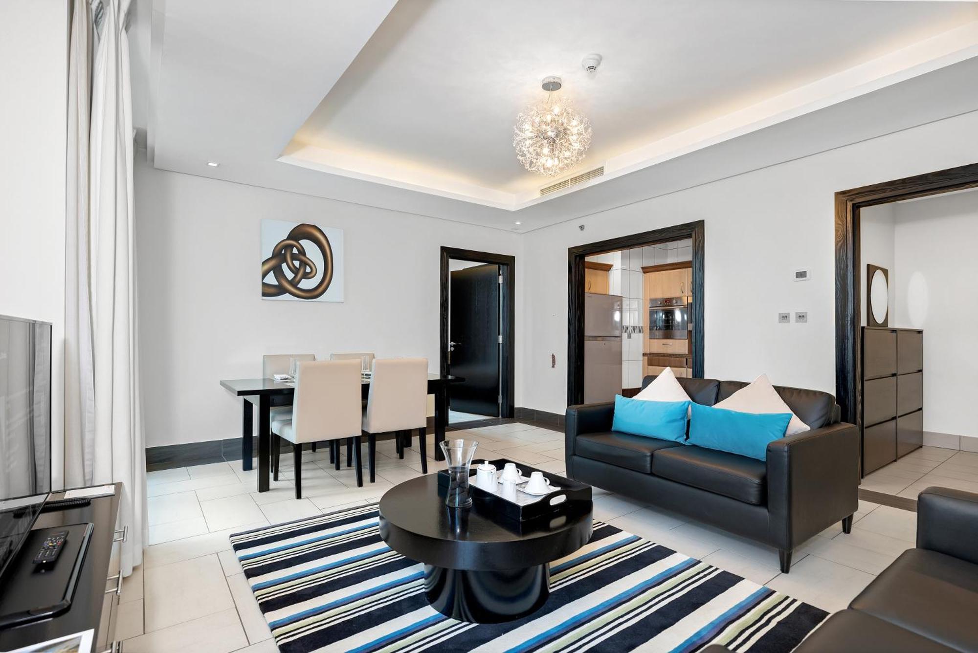 Kempinski Residences & Suites, 5*
